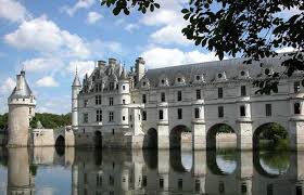 Pour cela, il faut aller loin des centres. Visit To The Chateaux Of The Loire Valley Paris Tourist Office