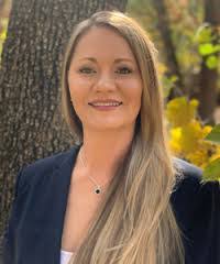 Amber Mangham's Instagram, Twitter & Facebook