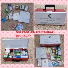 First aid kit) atau kit pertolongan cemas adalah koleksi bekalan dan peralatan yang digunakan untuk memberi rawatan perubatan. Set First Aid Kit Lengkap Peti Farmasi Iman Sdn Bhd Facebook