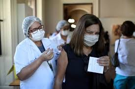 Devo me preocupar com essas reações alérgicas à vacinas da covid? Veja As Reacoes Mais Comuns Da Coronavac Astrazeneca E Pfizer Fotos R7 Saude
