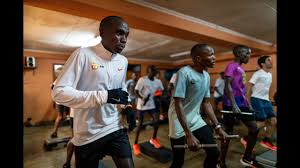 Feb 25, 2019 · jason ryf, who ran the 2013 boston marathon in 2:23:06 at the age of 42, rarely trains slower than six minutes per mile. Eliud Kipchoge Bio Age Weight Height Family Quotes Training Ineos Medals And Net Worth