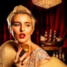 Dani Milano's Instagram, Twitter & Facebook