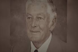 How Corowa's Upton tractor family business built a rare beast and powered  Australian farming