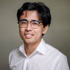 Congratulations to our latest batch of young alumni who have received the  40 Under 40 award! These Pioneers age 40 or younger have demonstrated  dedication, excellence, and development in their professional,  philanthropic,