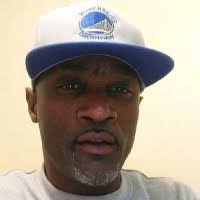 Elvin Smith's Instagram, Twitter & Facebook