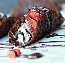 Top 10 Strange And Unusual Taco Recipes Desserts Dessert Taco Chocolate Taco