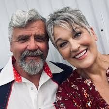 Vicky Willett's Instagram, Twitter & Facebook