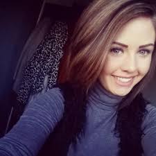 Katie Etheridge (@ketheridge_)