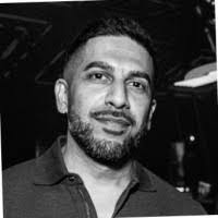 Steve Lukac's Instagram, Twitter & Facebook