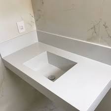 Obaaa Start Na Instalacao Das Bancadas Dos Banheirossss Gemeos Este E O Branco Prime Architecture Decor Pias De Banheiro Branco Prime Banheiros Modernos