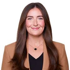 Betsy Cabradilla, Managing Director