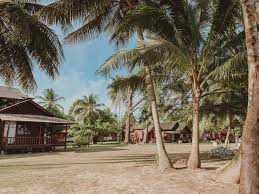 Kami sampai cherating jam 11 malam. Chalet Kayu Ala Kampung Depan Pantai Cherating Untuk Percutian Tenang Bersama Keluarga Port Cuti