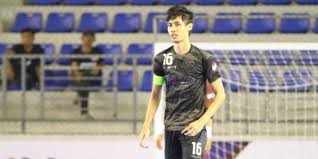 Pada dasarnya, rambut pria memang tumbuh lebih cepat ketimbang wanita. 22 Gaya Anak Futsal Paling Baru