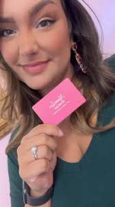 🤑GIVEAWAY TIME! 🤑 WE’ER GOING LIVE TOMORROW AT 7PM