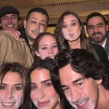 Súper graduación! Felicidades Emi!! Te amo!! Emilio Hermosillo Claudine  Ruiz Esparza Martha Hernandez Santiago Hermosillo Javier Hermosillo