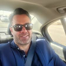 Daniel Strauss (@officialdanielstrauss) • Instagram फोटोहरू र भिडियोहरू