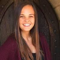 Savannah Simpson's Instagram, Twitter & Facebook