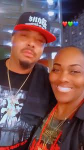 i say Krayzie Bone, Nas and Lauryn Hill.