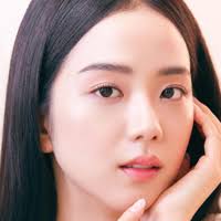 Kim jisoo tried learning piano, guitar, ukela but she gave up because they were hard to learn though she can play drums. Kim Jisoo Blackpink The Personality Database Pdb K Pop