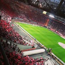 Hoy, river plate y estudiantes de la plata se medirán por la jornada 21 de la superliga argentina, en el estadio jorge luis hirschi. Hinchada Club Estudiantes De La Plata Brujita Veron Pantalla De Pc Fondos De Cuadros