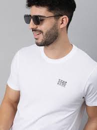 Plain Men T Shirts In Surat
