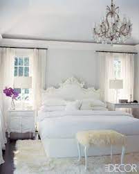 Pin By Nurulain Na On Shabby E Talvez Chic White Rooms Bedroom Inspirations Romantic Bedroom Design