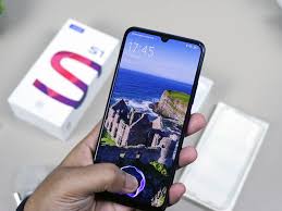 Berbeda dengan vivo v15 yang dijual dengan harga rp 4.399.000, vivo v15 pro dijual dengan harga lebih tinggi dengan. Vivo S1 Bagus Gak Review Kelebihan Dan Kekurangan Di Harga 3 5 Jutaan Elppas Story