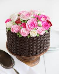 Basket Of Flowers Cake Simple Fun And Most Definitely A Crowd Pleaser Video Flower Basket Cake Easy Cake Decorating Celebration Cakes