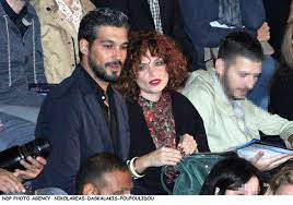 Ως κι οι θάλασσες μουσική: Deite Ton Gohteytiko Syntrofo Ths Eleonwras Zoyganelh People Amp Style Eidhseis