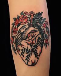 Pin Von Rebecca Bijelonjic Auf Tattoo Traditionelles Tattoo Tattoo Kunstler Und Altmodische Tatowierungen