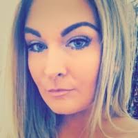 100+ perfiles de «Thea Smith»