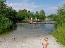 Vi har två friluftsbad i kommunen som är öppna under sommaren, friluftsbadet i svedala och bara badsjö. Badkartan Se Bilder Fran Pudesjo 15 St