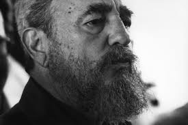 🎙 #FidelVive "La Revolución la tiene que dirigir el Partido y entre los  instrumentos de lucha está la prensa, fuerza fundamental en esa lucha". 👉  Discurso 24 de diciembre de 1993 bit.ly/2EGDkl1