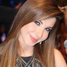 أثارت صُورة متداولة للفنانة اللبنانية نانسي عجرم الجدل بشكل كبير عبر منصات التواصل الاجتماعي بسبب ظهورها. Ù†Ø§Ù†Ø³ÙŠ Ø¹Ø¬Ø±Ù… Ù…Ø¹Ù‚ÙˆÙ„ Ø§Ù„ØºØ±Ø§Ù…