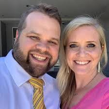 Lynn Buffington's Instagram, Twitter & Facebook