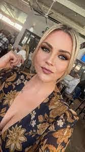 Melissa Luckie's Instagram, Twitter & Facebook