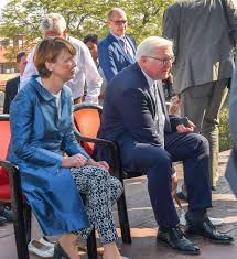 Bundespräsident steinmeier nutzt den jahrestag des anschlags von halle für einen eindringlichen appell: German President Frank Walter Steinmeier 5 Day India Visit Photos Hd Images Pictures News Pics Oneindia Photos