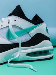 The 93 will be thrust into the spotlight with its spiritual successor, the air max 270, wearing one of the best remakes of the og 'dusty cactus' colourway. The Nike Air Max 93 Is Back And It Still Looks Brand New Gq