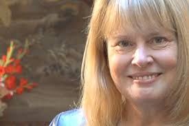 Pamela Coil's Instagram, Twitter & Facebook