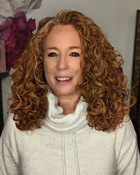 I swear @sandej12 has the BEST hair!! Not everyone can have this volume,  although everyone wants it! I have been doing Jamie's hair for years and  every time she comes in her