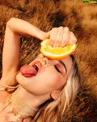 Elena Kamperi Instagram – Who wants to go on a picnic🍊 | Gethu Cinema