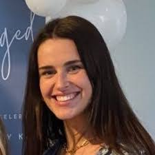 Kaitlin Carson's Instagram, Twitter & Facebook