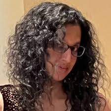 Anna Suzuki's Instagram, Twitter & Facebook