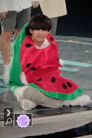 Taehyung Pics Taehyungpic Twitter Kim Taehyung Funny Taehyung Gucci Taehyung Funny