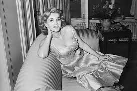 She is most remembered for. Ln0yhzlvekfclm