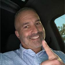 Douglas Isaacson's Instagram, Twitter & Facebook