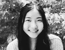 Stephanie Peay's Instagram, Twitter & Facebook