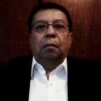 400+ perfiles de «Adriano»