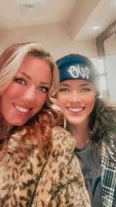 Amanda Crosswhite's Instagram, Twitter & Facebook