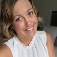 30+ "Julie Poitras" profiles